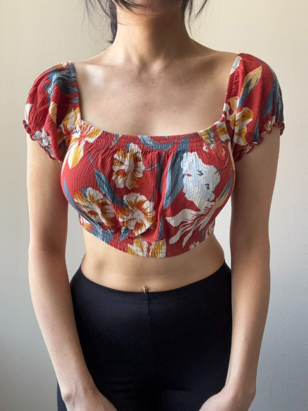 Crop Summer Top - Picture 2 of 4